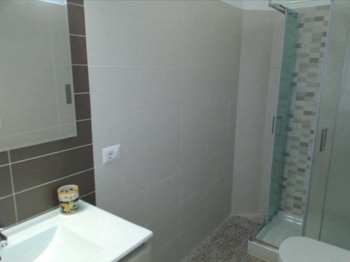 Appartamento In Centro Casa Vacanza Шикли Екстериор снимка