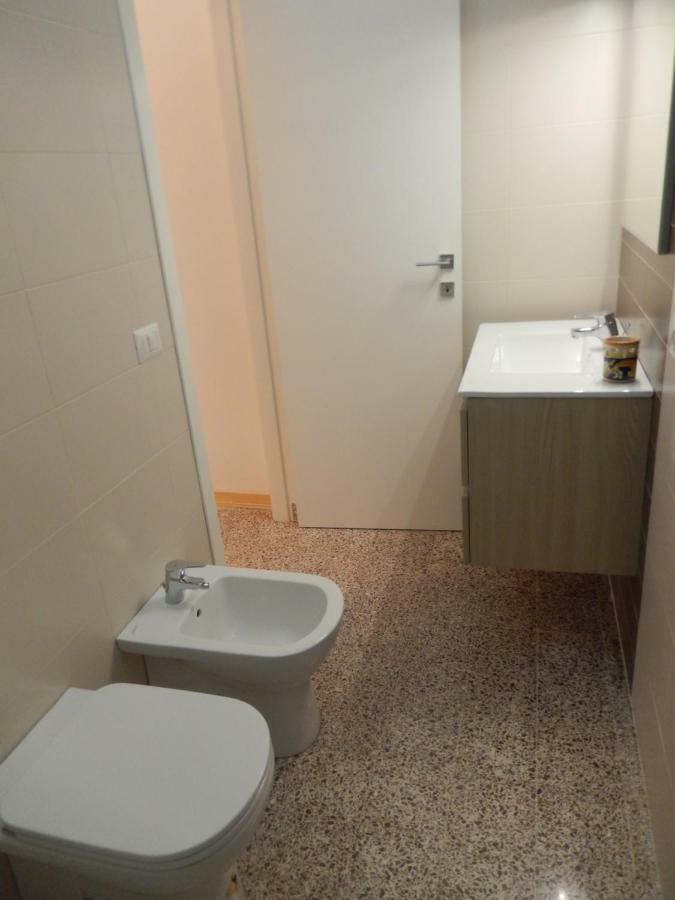 Appartamento In Centro Casa Vacanza Шикли Екстериор снимка